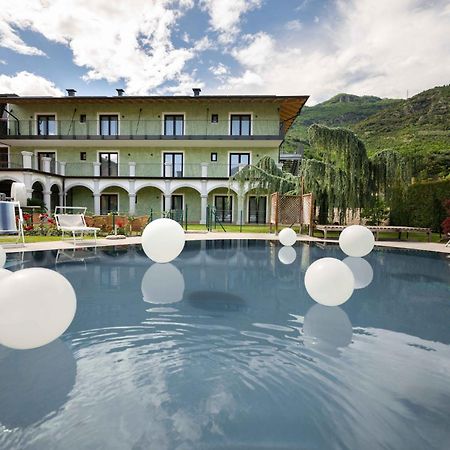 Residence Al Frantoio Арко Екстериор снимка