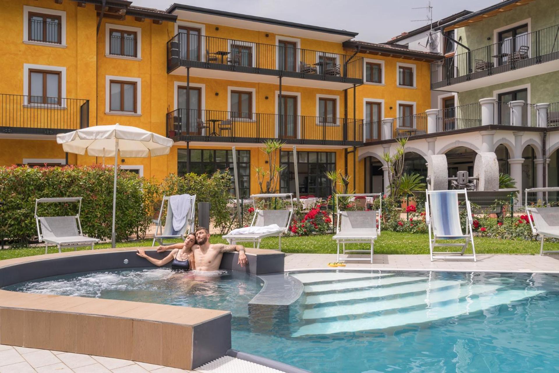Residence Al Frantoio Арко Екстериор снимка